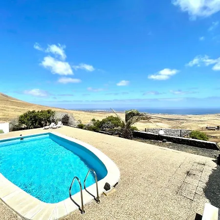 Apartamento D, Wifi, Piscina Con Vista Espectacular A Oceano Atlantico * Playa Blanca (Lanzarote)